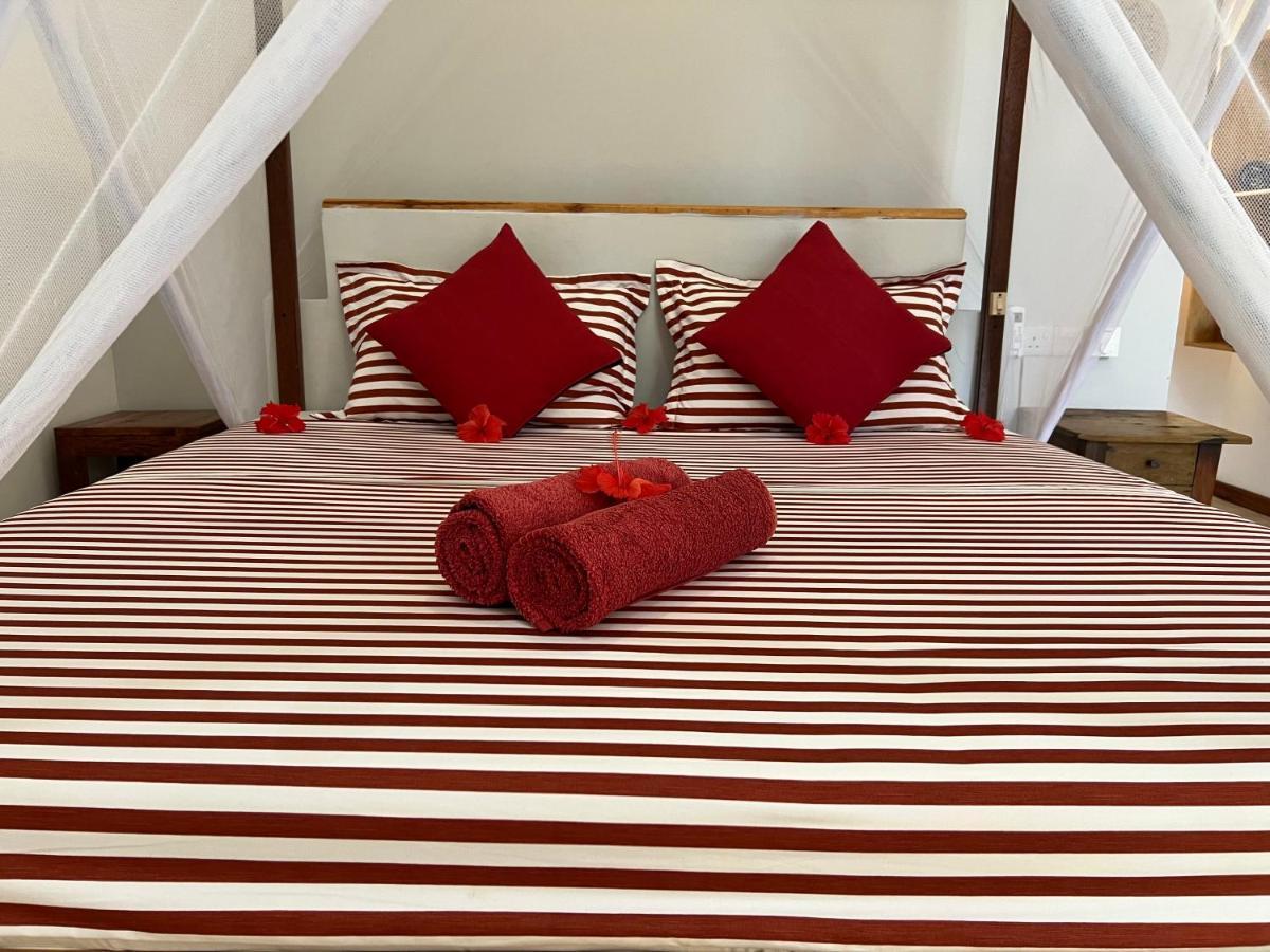 Chikachika Beach B&B Nungwi Eksteriør billede