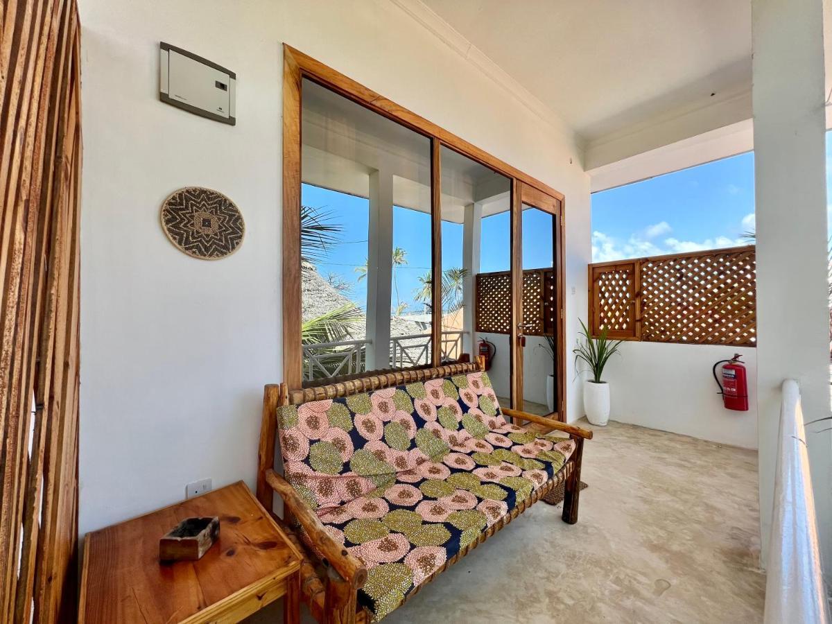 Chikachika Beach B&B Nungwi Eksteriør billede